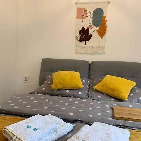 アパート Loft-lux イェレニャ・グーラ